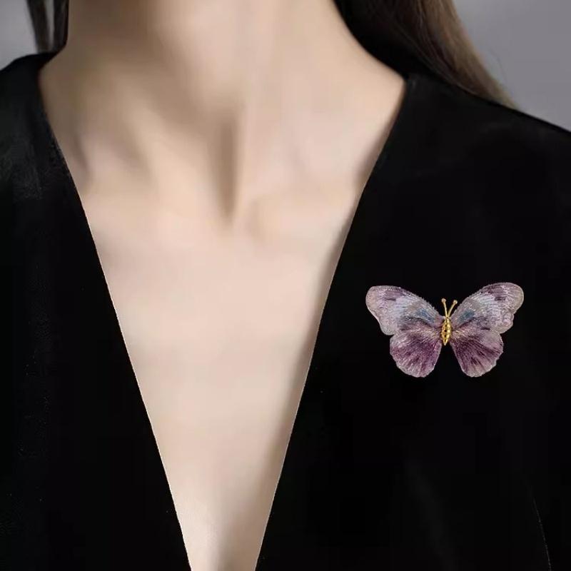 Exquisite Bestickte Schmetterlingsbrosche High-End Damen Elegant Retro Insekten-Corsage High-End Design Anstecknadel Anzugzubehör Anime-Pins