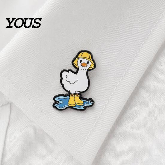 Weather-themed Brooch Enamel Brooch, Rainy Day Animal Pin, Black Cat Umbrella Duck Treading Water Rain Accessories Badge, Vivid Expressions