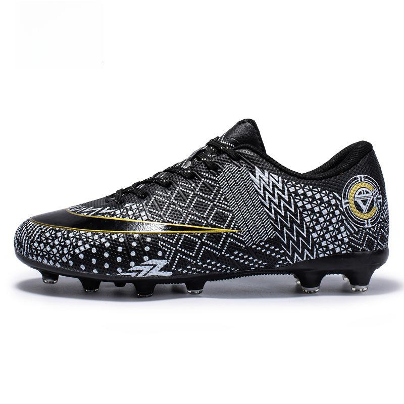 Zhenzu Unisex TPU Long Spike Low-Top Football Training Shoes, Mandarin Duck Black and White.