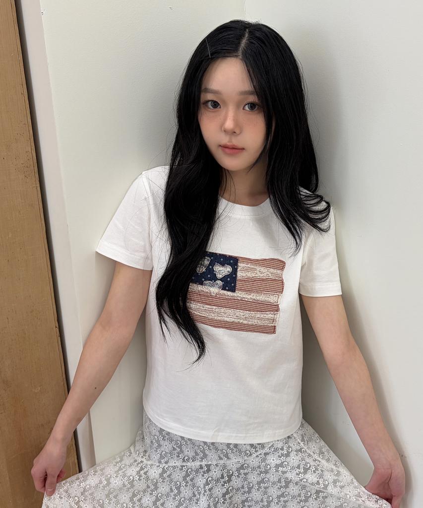 Loginaenloji Usa Banner Lace Patch T-Shirt White