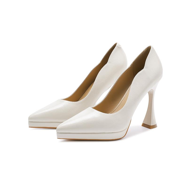 

- Водонепроницаемый стол не устал от одиночной обуви для женской осенней новой сексуальной однотонной обуви-лодочек на шпильке с острым носком для женщин 40 бежевый