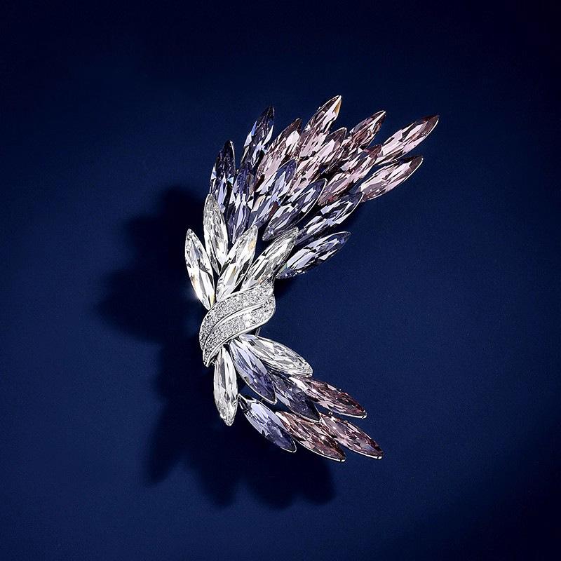 

Retro Wing-shining Brooch, Light Luxury Crystal Wheat Ear Brooch, Elegant and Luxurious Brooch
