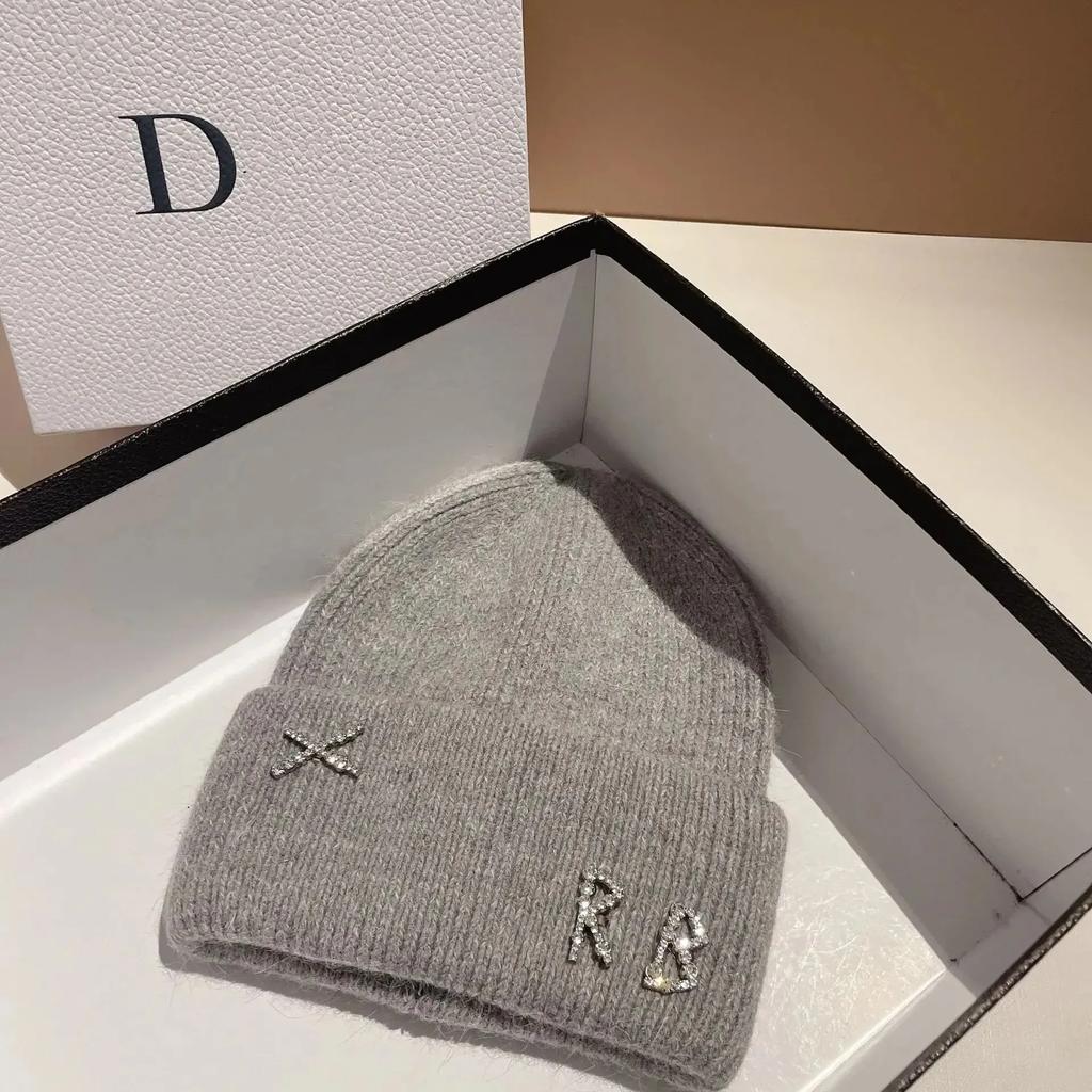 2025 New Fashion Rabbit Hair Diamond Letter Hat Women's Winter Warm Knit Hat Designer Women's Casual Hat Ski Hat