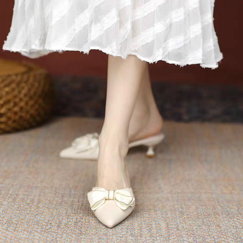 2025 Summer New Versatile Thick Heel Middle Heel Pointed Head Light Mouth Black Commute To Work Low Heel Single Shoes Work Shoes Women