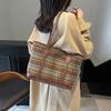 Women's Bags, Large-capacity Tote Bags, Autumn and Winter New Fabric Bags, European and American Retro Contrasting Colors, Plaid Underarm 