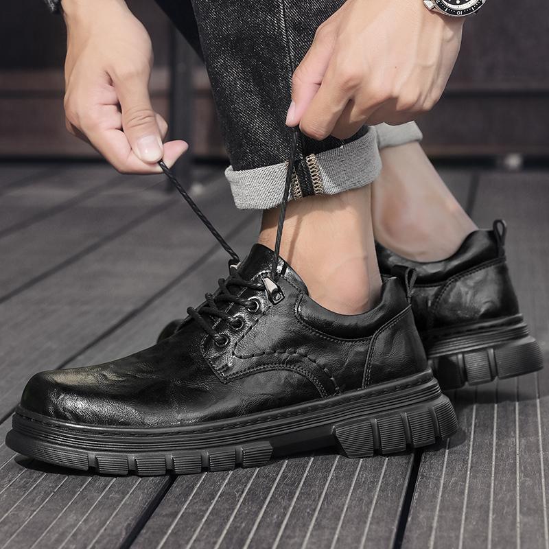 Casual men's leather shoes Elegant gentleman style Daily office  Outdoor leisure business party High quality Classic Black shoes
