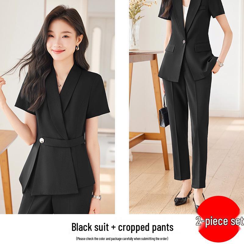 Set Costum Profesional de Vară pentru Femei – Ideal pentru Recepția Hotelului, Magazine de Bijuterii, Saloane de Frumusețe