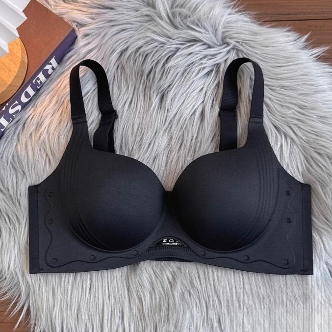 One Piece Seamless Bra for Women Slim with Complementary Breasts Soft Steel Ring Bra Anti Sagging Adjustable Bra
