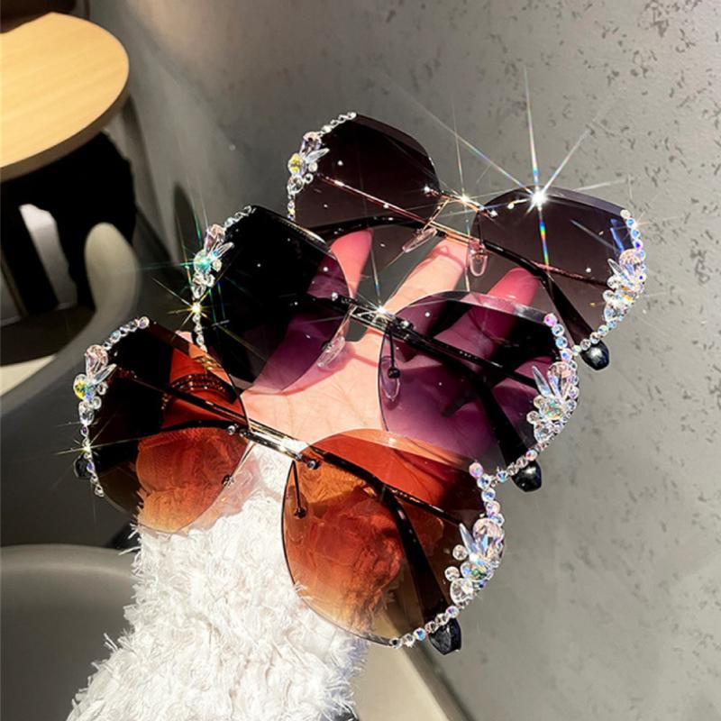 Luxus-Mode-Brille Frauen Übergroße Vintage-Sonnenbrille Diamant Strass Sonnenbrille Shades für Frauen