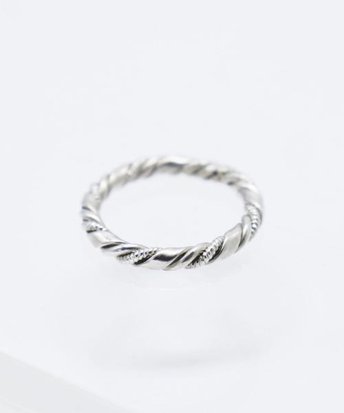 Bonbeau Merry Bold Twist Ring (Type B)