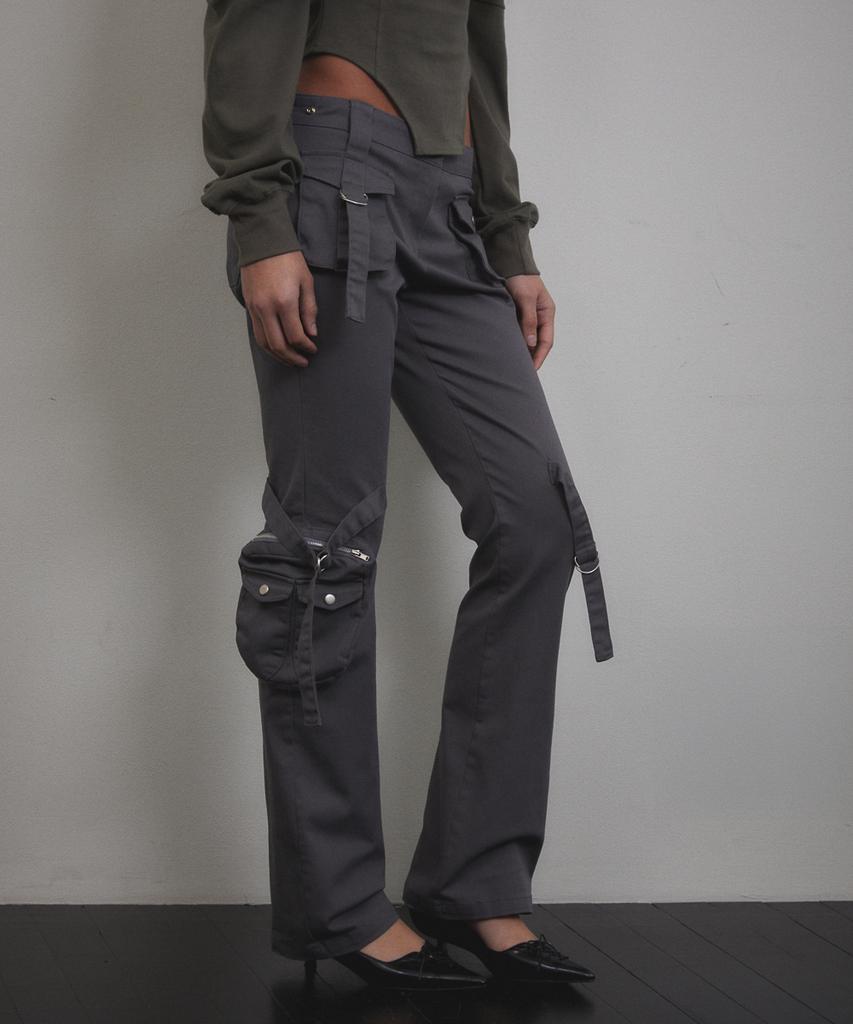 Bunteu Cargo Strap Pocket Pants (Charcoal)