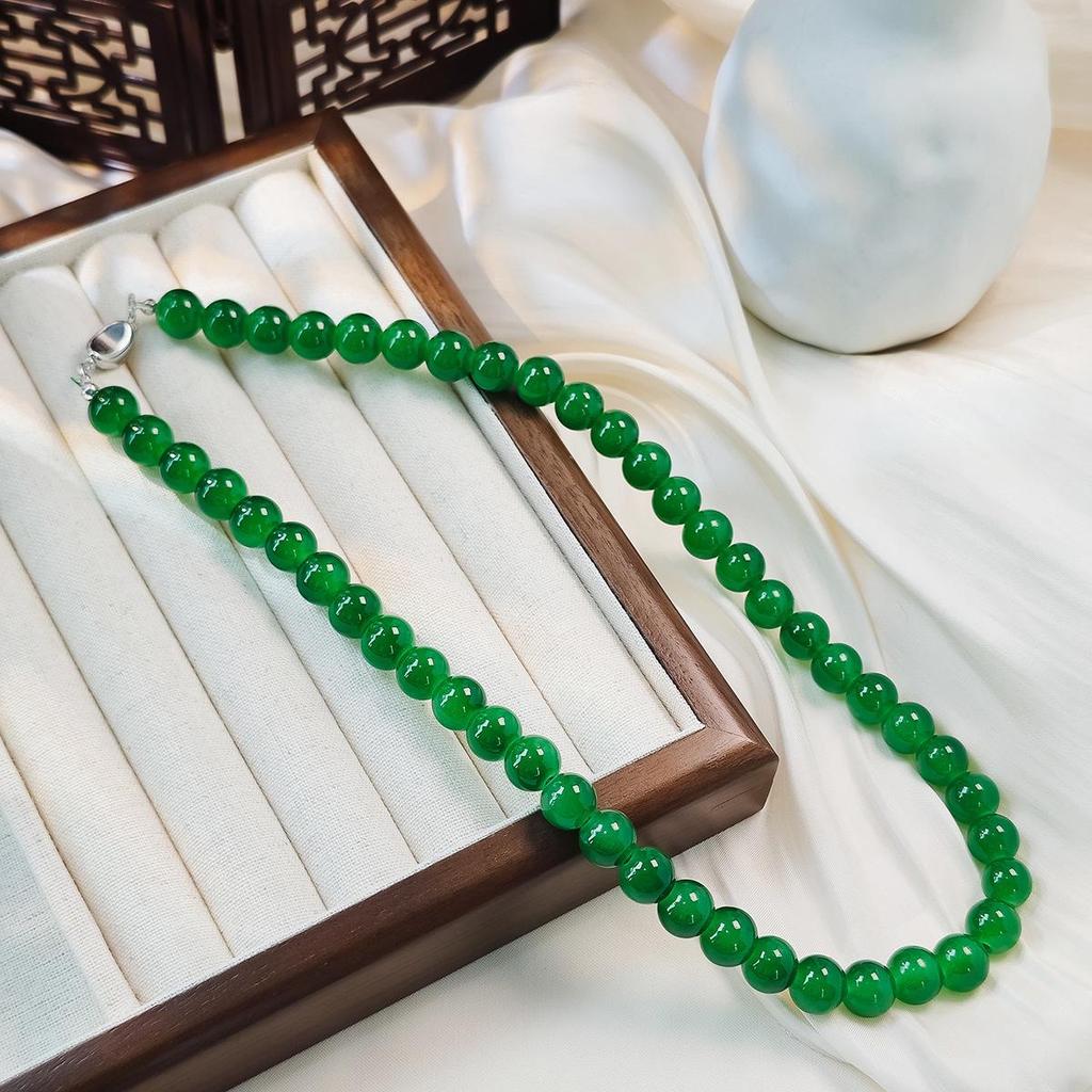 Emerald Pearl Multi-layer Necklace - Retro Chinese Style Beaded Clavicle Chain for Women