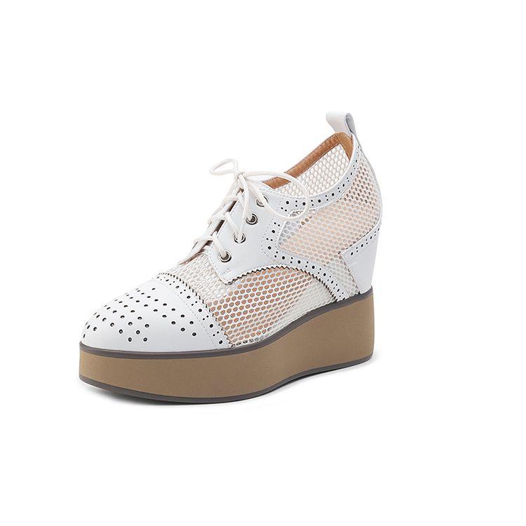 

Туфли на танкетке на шнуровке с увеличением внутренней высоты на 10 см, новая модель 2025 года, дышащие универсальные сетчатые кожаные туфли с перфорацией 39 белый
