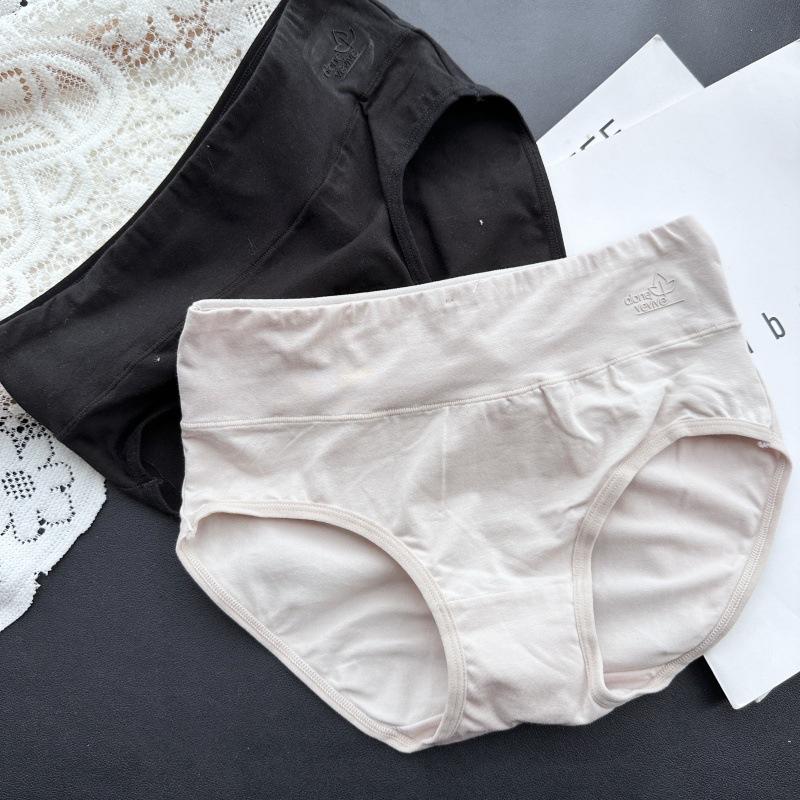 Ladies Spring and Autumn Classic Comfortable Cotton Comfortable Hip Mid Waist Underwear