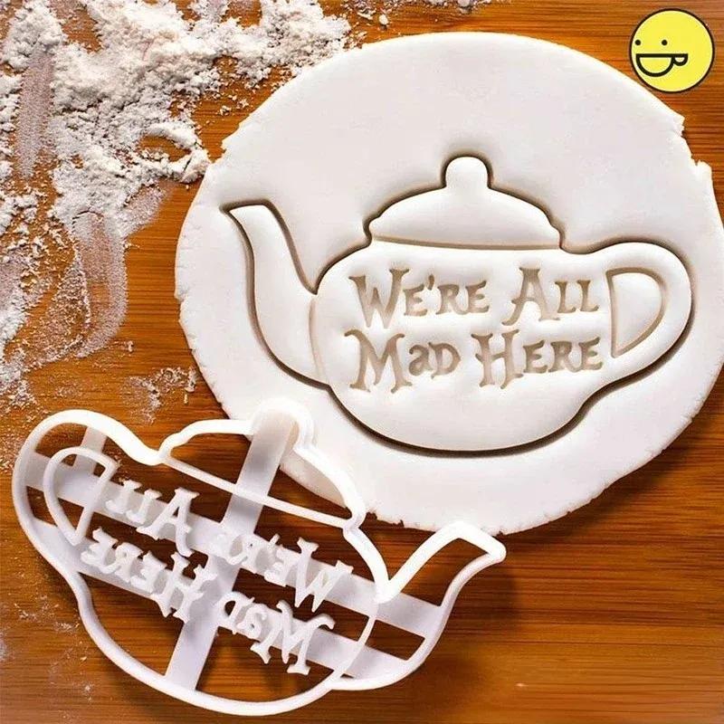 Eat Me Cake Cutter Alice In Wonderland Crazy Teapot Drink Me Treat Dessert Quotes Mad Clay Cutter Eat Cookie Cake Tools