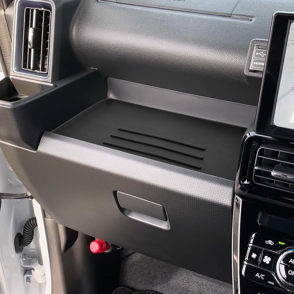 SHAOHAO New Model (2019.7 - Present) Daihatsu Tanto Wireless Charging Tray, Rubber Mat, Dedicated