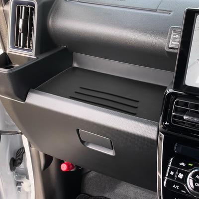 SHAOHAO New Model (2019.7 - Present) Daihatsu Tanto Wireless Charging Tray, Rubber Mat, Dedicated