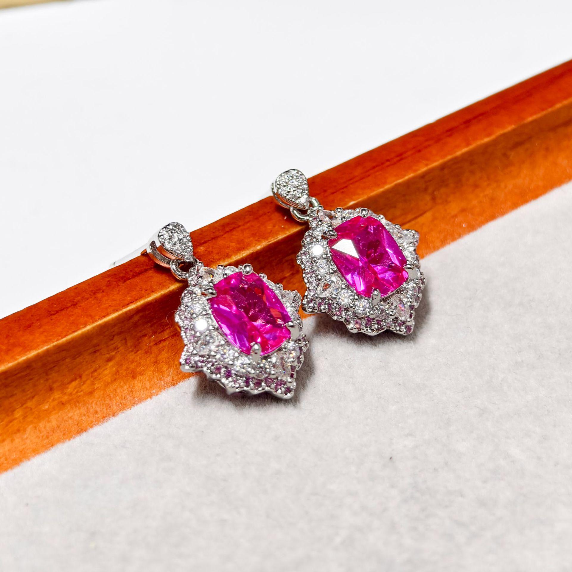 Gesen Jewelry: Elegant Rose Red Luxury Set with Stud Earrings, Ring, and Pendant.