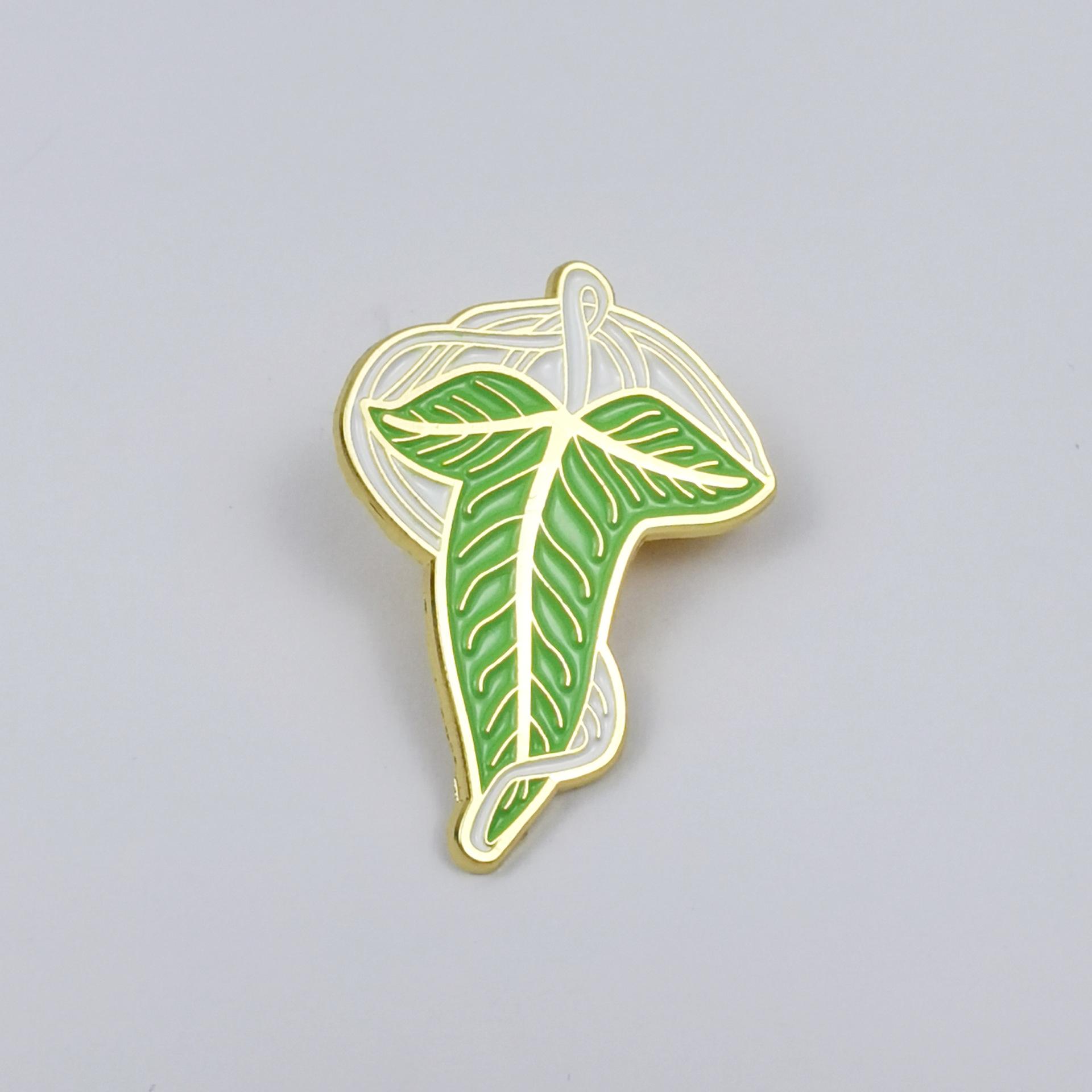 The Lord of the Rings Brooch - Film Character English Letters Creative Plant Metal Badge