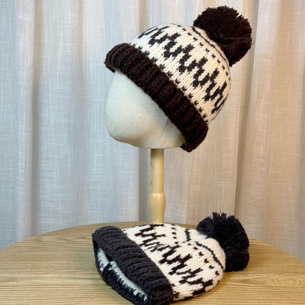 Korean Style Knitted Hat for Cold Protection Versatile Wool Ball Retro Jacquard Wool Hat Women's Autumn and Winter Thickened Warm Ear Protection Hat