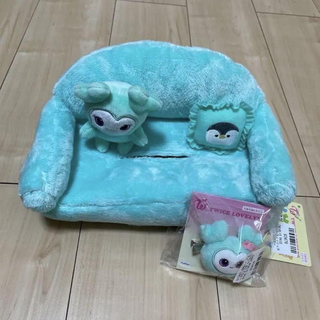 [USED] TWICE Mina Tissue Cover & Hairpin