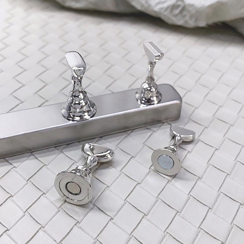 Nail Art Practice Holder Base Sliver Strong Magnetic Metal Stand Manicure Tool Nail Accessories Salon Diy Nail Stand Tool