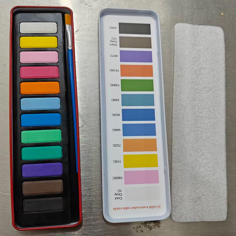 Floral and Bird Watercolor Workbook: Cross-Border Water-Specific Practice Book