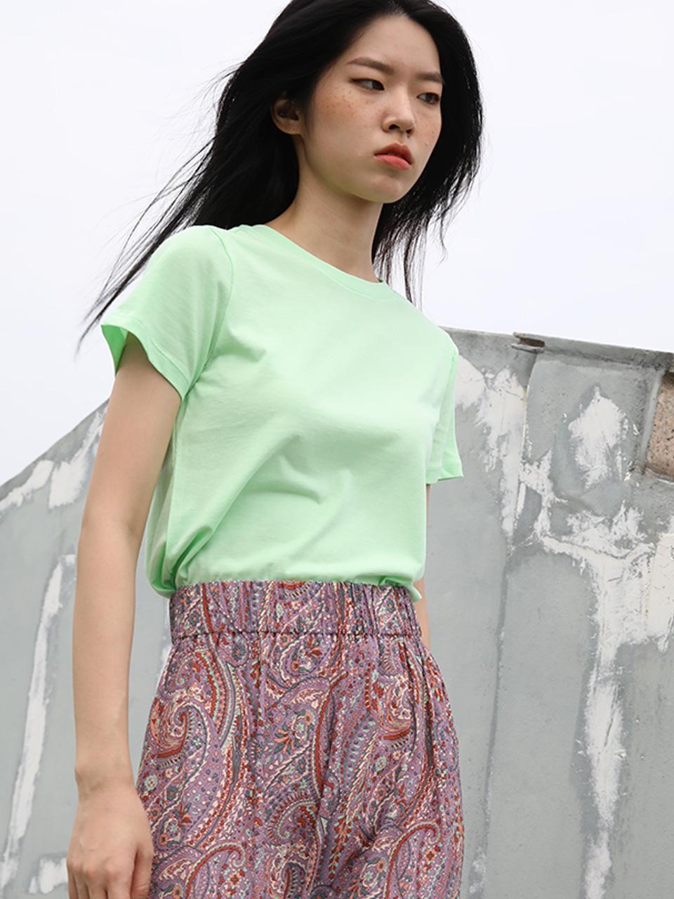 Sorry, Too Much Love So Luv Crop Tee_Green Green/Free