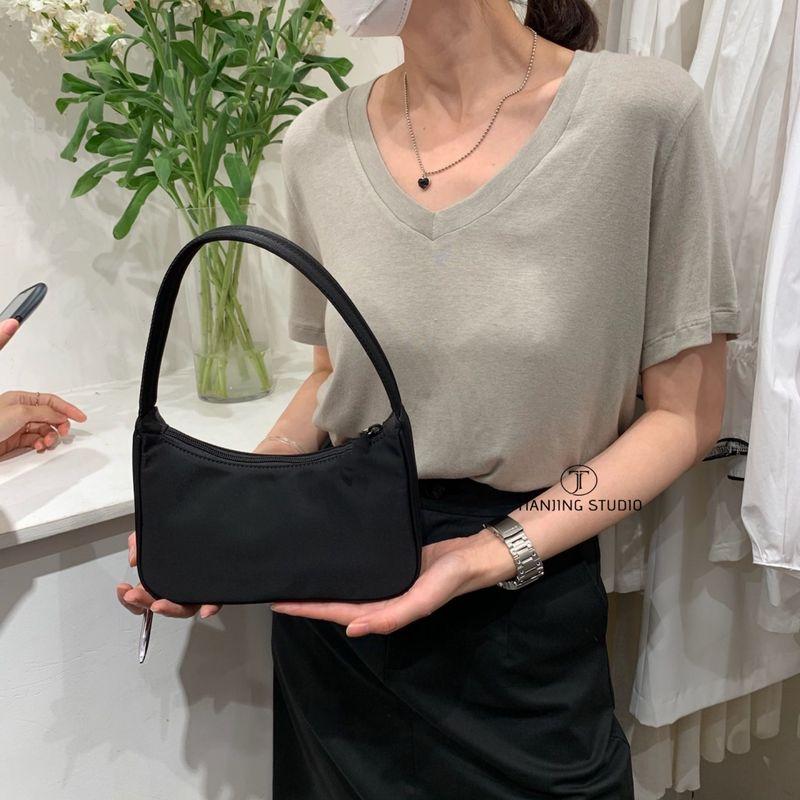 

Thirteen Lines Boss Ins Style Shoulder Baguette Bag Black underarm nylon