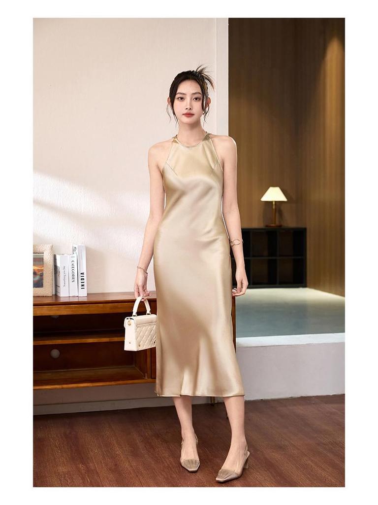 Elegant Chinese Satin Sleeveless Summer Dress with Waist-Cinching Slim Fit and Versatile Slit Skirt