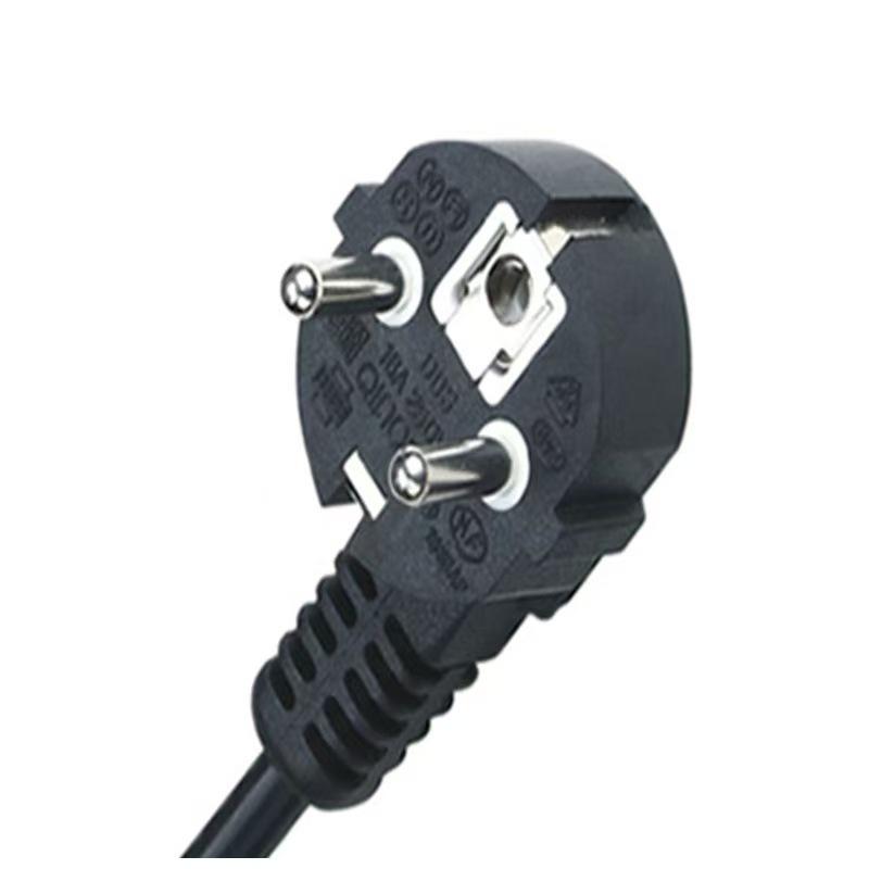 European Spec Outdoor Extension Cord with Socket, 75° American Standard Plug