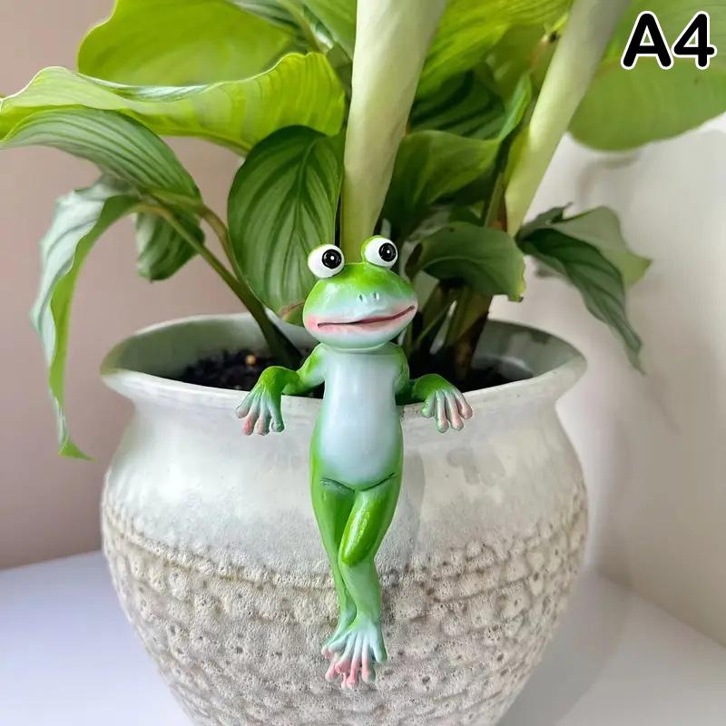 

Милые фигурки лягушек, ползающих по цветку, обнимашки из смолы, подвесная скульптура лягушки, уличная статуэтка, украшения для цветочных горшков, украшения для патио