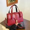 2025 Classic Temperament Elegant High Value Crocodile Pattern Handbag Small Square Bag Spring and Summer New Women's Bag