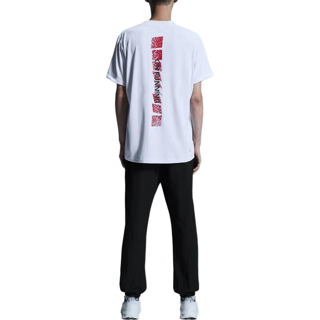 On Train T Graphic T Shirt Men's White 1MF10820069