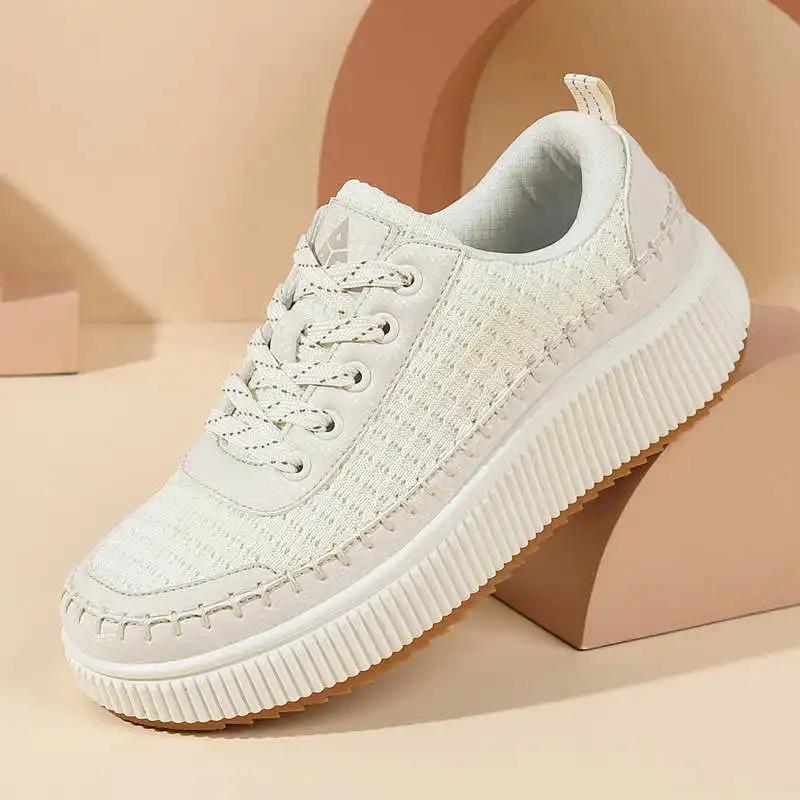 

Модные демисезонные кроссовки повседневные черные баскетбольные женские туфли спортивные толстая подошва топ продаж бескеты супер удобные командный класс 43