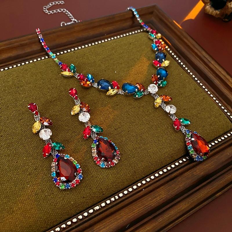 

Серьги-капли в форме листа, легкий роскошный комплект ожерелий разноцветный
