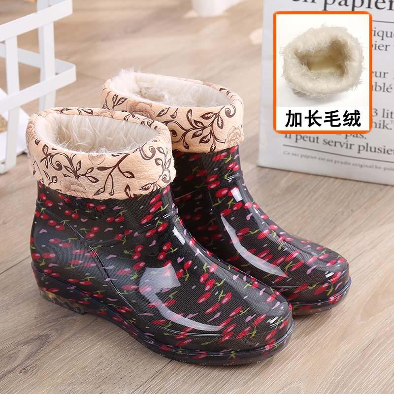 Fleece short rain shoes water shoes women wear waterproof rain boots non-slip shoes light car wash work water boots warm rubber shoes