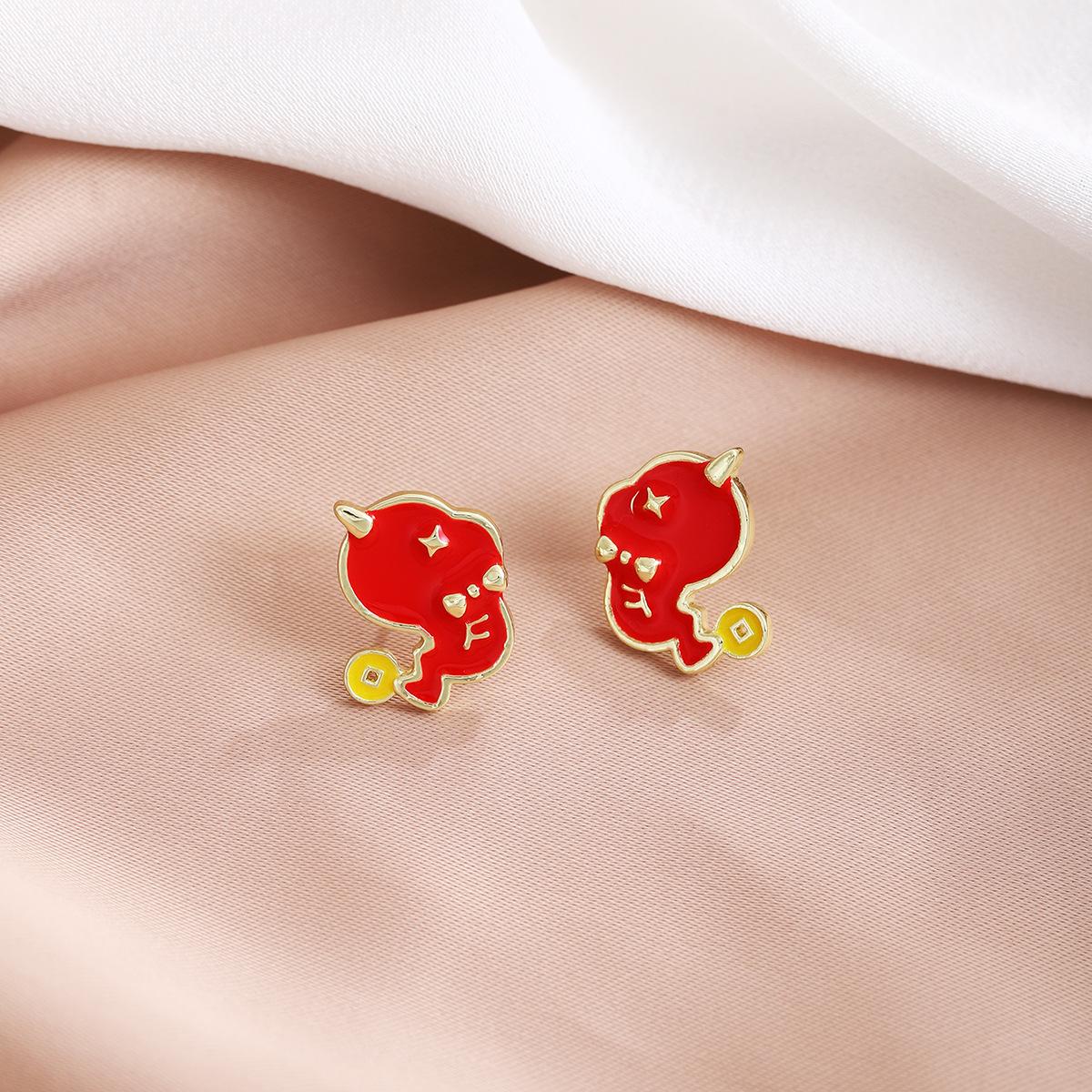 Year Of The Snake Red Series Cute Snake Stud Earrings, Light Luxury Design Sense, Small And Exquisite Temperament Earrings Women