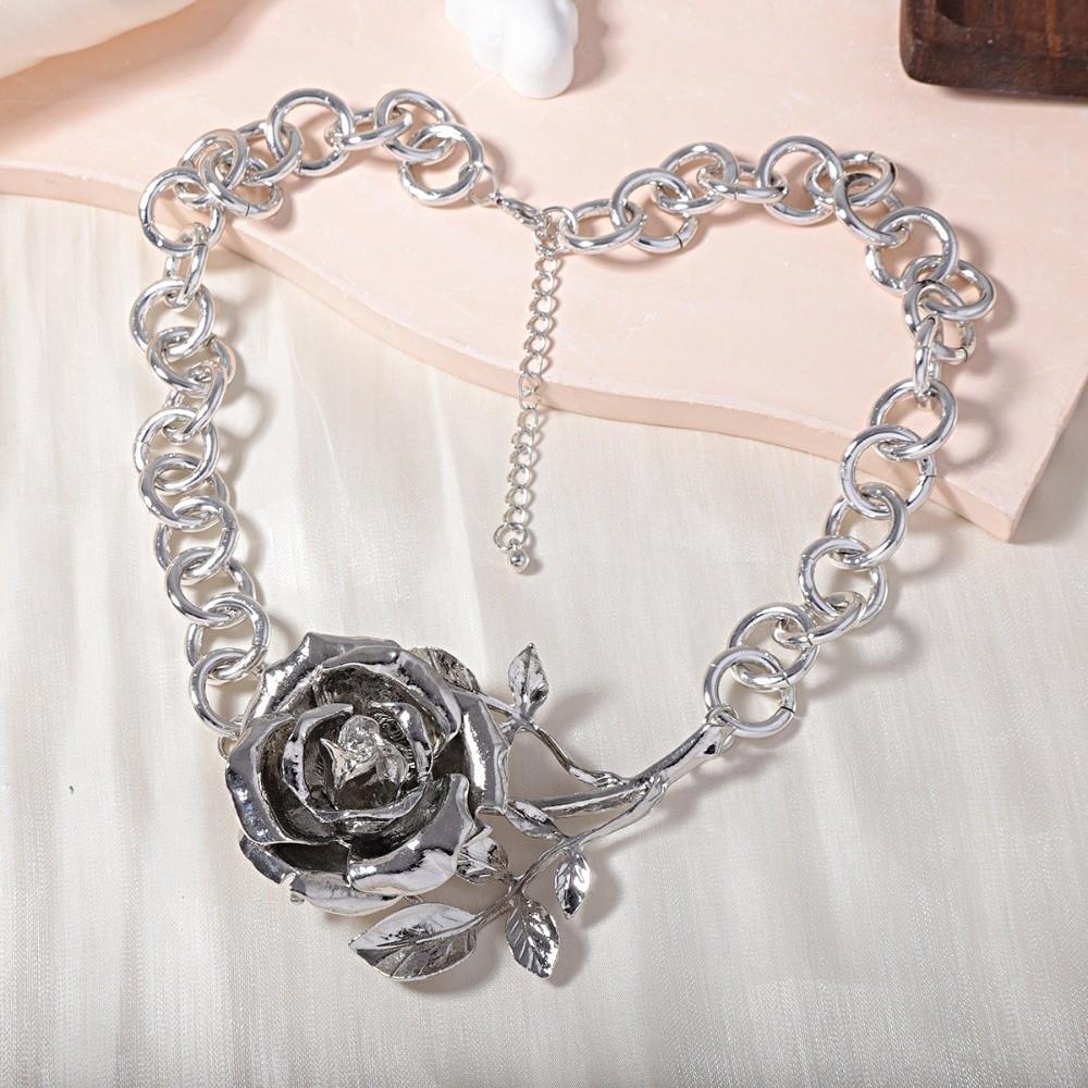 Coarse Exaggerated Flower Necklace Big Neck Chain Metal Rose Necklace  Women