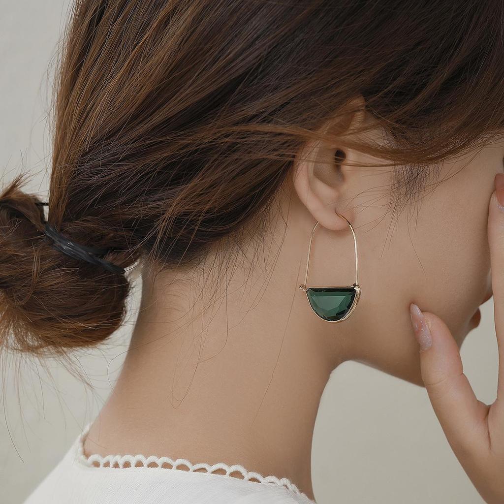 High-Quality Retro Geometric Crystal Glass Earrings