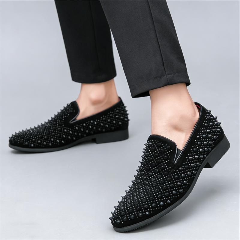 Hip-hop Rivet Rhinestones Pointed Slip On Shoes Men Designer Rock Punk Loafers Formal Wedding Prom Dress Homecoming Footwear