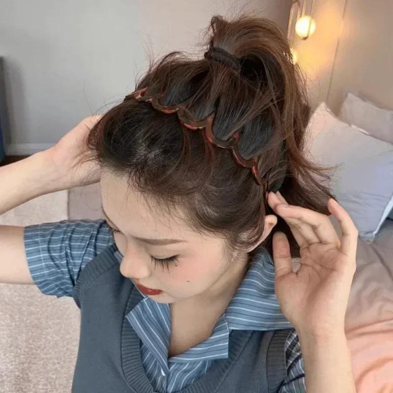 Retro Women Brown Non Slip Simple Metal Headbands for Men Women Wavy Hairband Spring Hair Hoop Fashion Hair Accessories