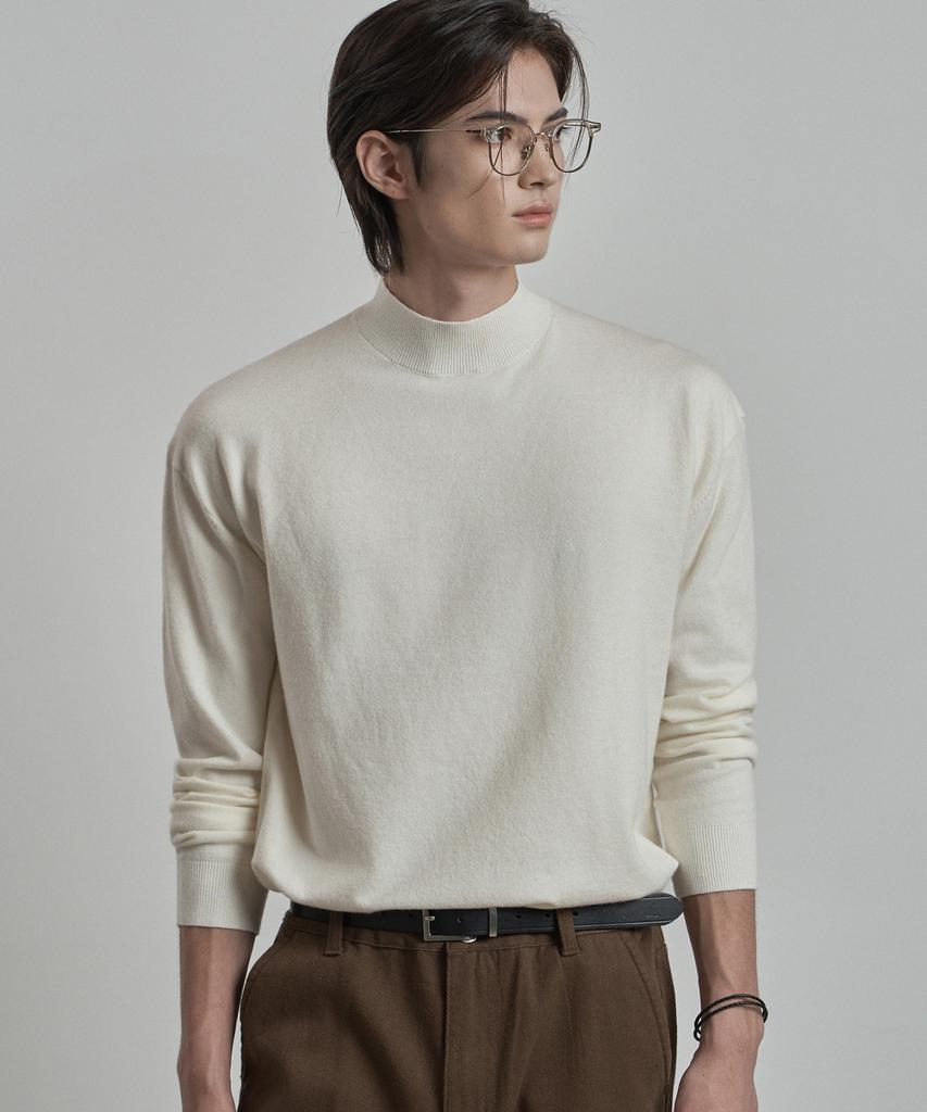 WORK ON BODY OFF Kor Semi-Overfit Mock Neck Knit [Ivory]