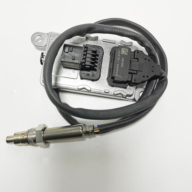 For 4326769 5WK97348A 5WK9 7348A LOW price Diesel engine parts SCR system 24V nox sensor