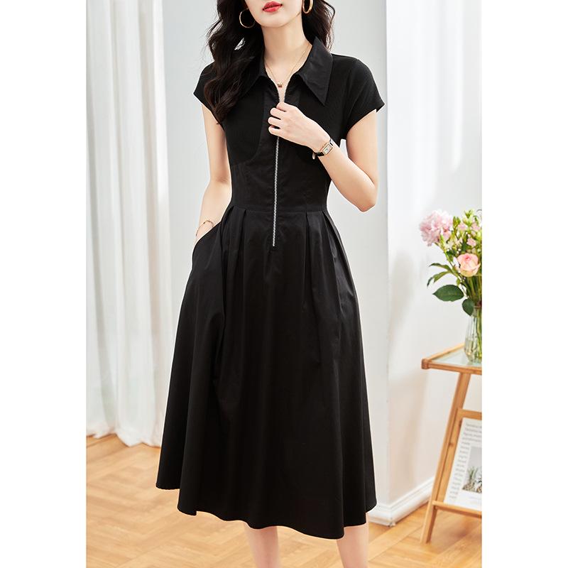 

Elegant Solid Color Knit Dress with Zip Collar and Fitted Waist Extra Large