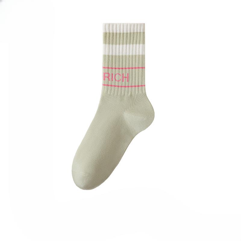 Female Autumn and Winter Draw A Tie Color Sweat Absorbing Breathable Letter Movement In Tube Socks