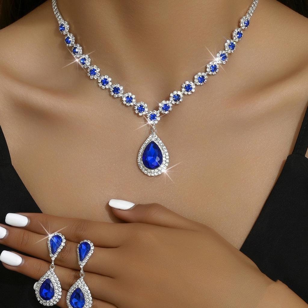 Claw Chain Inlaid Crystal Women's Versatile Jewelry Necklace Earrings Set