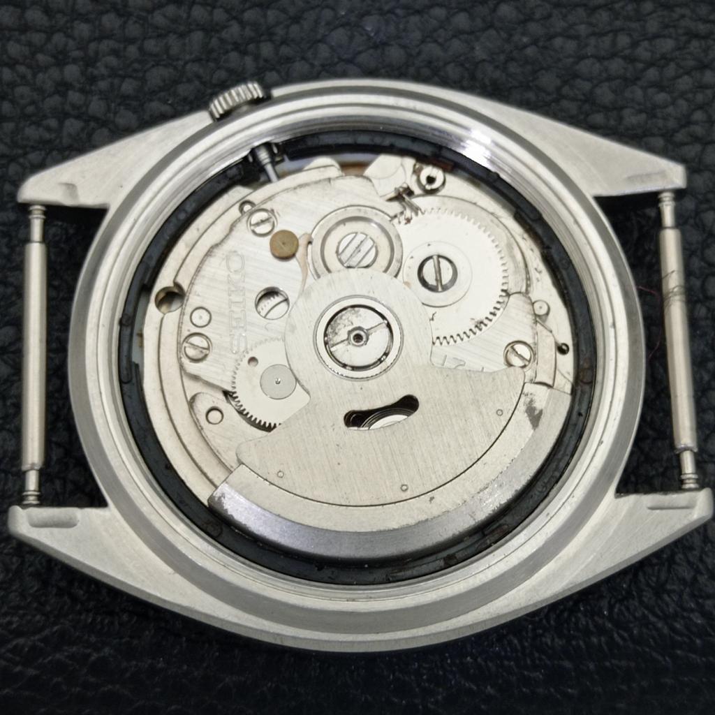 SEIKO 5 AUTOMATIC VINTAGE JAPAN 7009A MENS SILVER COLOR DIAL WATCH a700555-5 R203-a700555