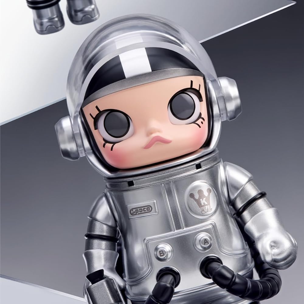 Pop Mart Mega Space Molly 100% Refraction Collectible Figure 10cm