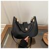 Simple Chic Armpit Bag Urban Commuter Shoulder Handbag Crossbody Purse for Women CLE